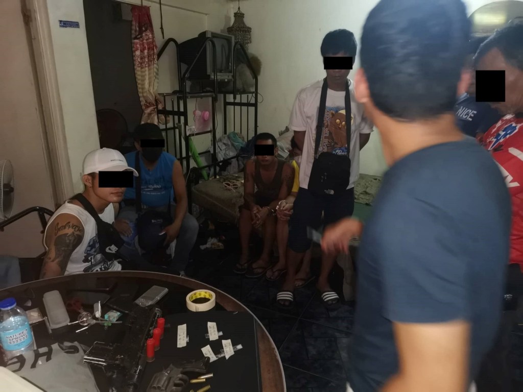 4 na Street Level Indibidwal (SLI) Huli sa Kinasang Buy Bust Operation ng Cabuyao PNP, ilegal na droga at mga baril&nbsp;nakumpiska