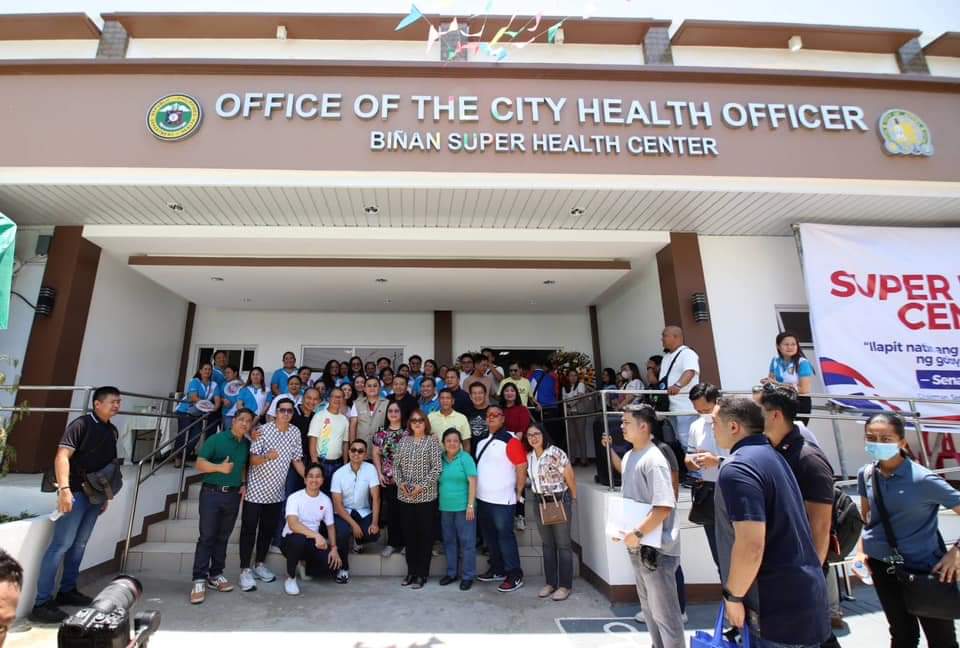 Ilapit ang serbisyo ng gobyerno sa Pilipino, Bong Go visits Biñan City, Laguna for inauguration of Super Health Center; aids displaced&nbsp;workers