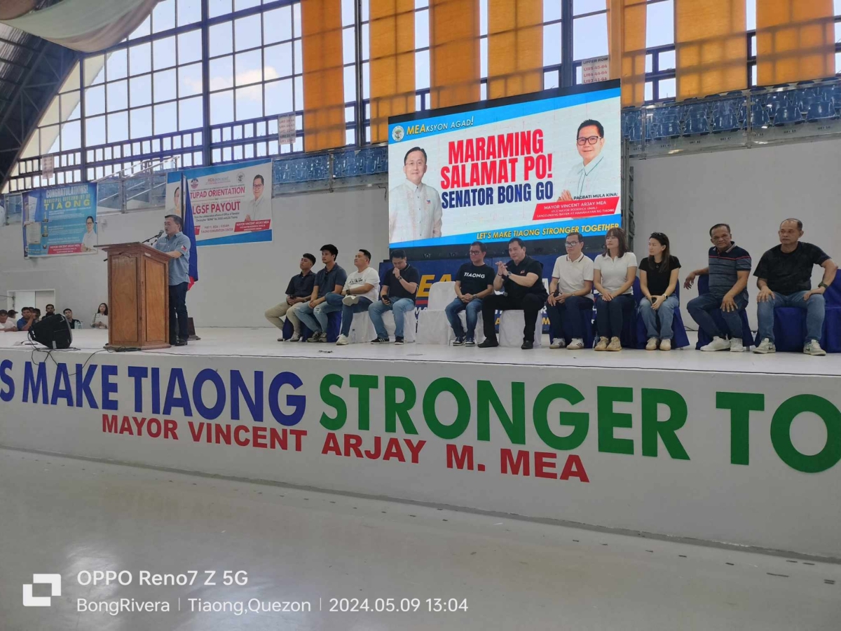 Sen. Bong Go at Mayor Mea, Nanguna sa Pamamahagi ng Tulong Panghanapbuhay at Suporta sa Sports sa Tiaong, Quezon