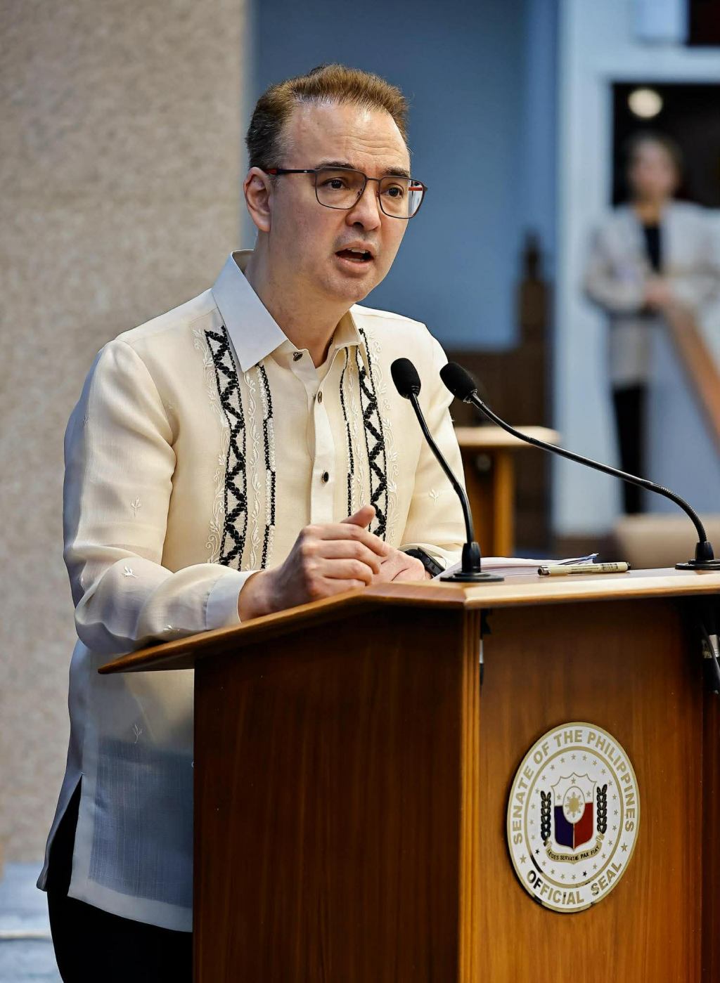 Cayetano, nanawagan ng pagkakasundo; Senado pinagtibay ang agarang pagpapatupad ng contingency&nbsp;framework